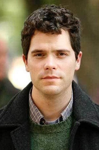 Oriol Vila - Actor Profile Photo