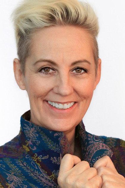 Julia Brothers - Actor Profile Photo