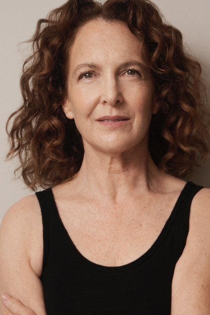 Jennifer Tulchin - Actor Profile Photo