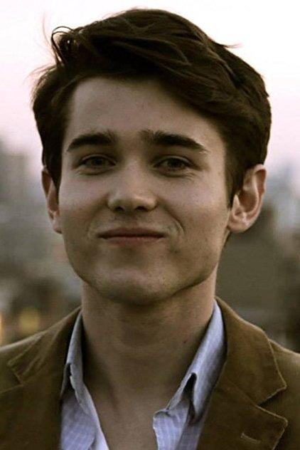 Luke Slattery - Actor Profile Photo