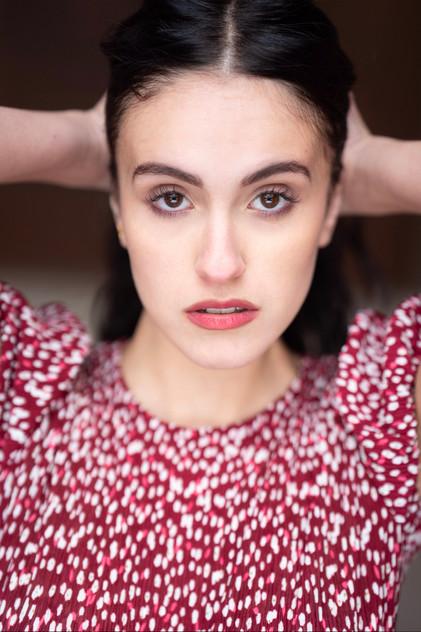 Suna Gritli - Actor Profile Photo