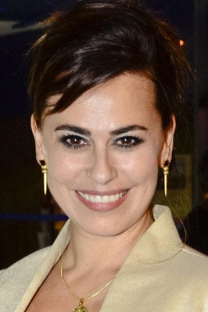 Daniela Escobar - Actor Profile Photo