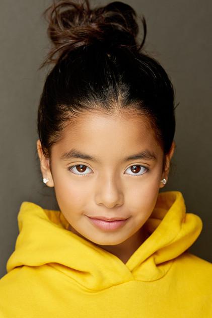 Alyzia Ines Fabregui - Actor Profile Photo