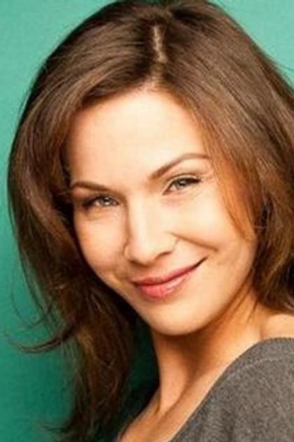 Danielle Hampton - Actor Profile Photo