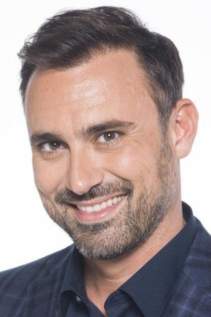 Giorgos Kapoutzidis - Actor Profile Photo
