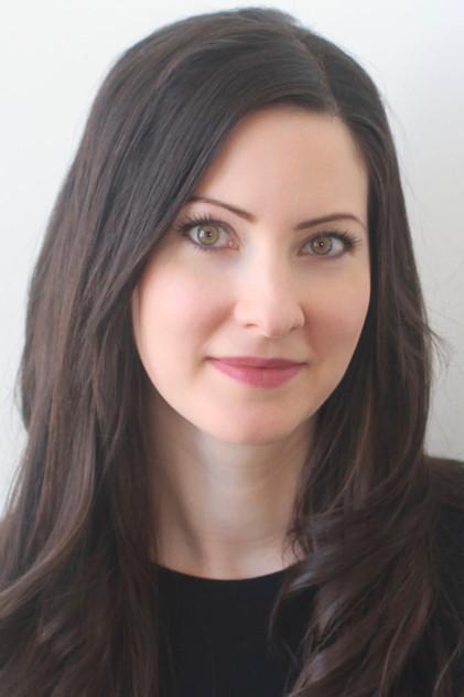 Kelly Brogan - Actor Profile Photo