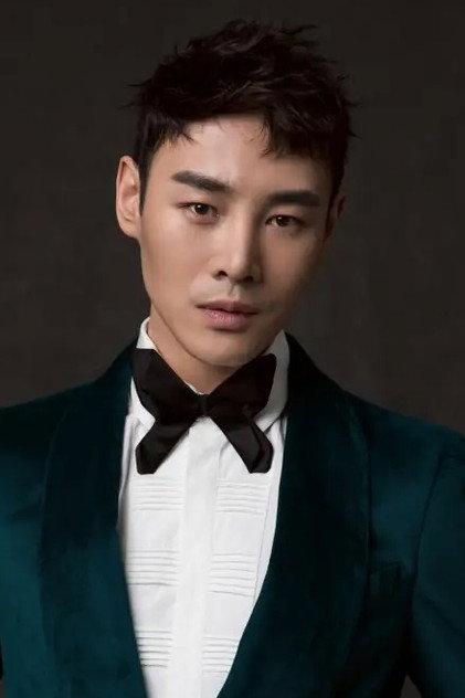 Ma Ziluo - Actor Profile Photo