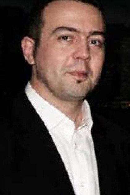 Julien Carbon - Actor Profile Photo