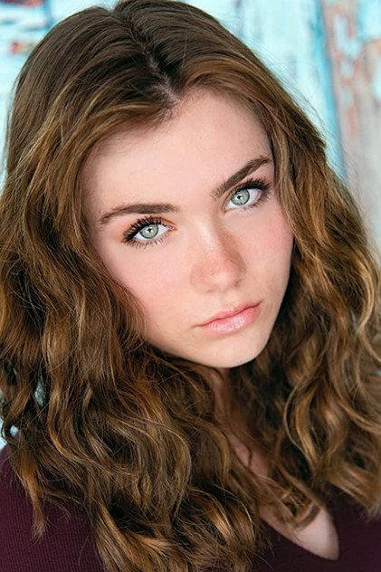 Sarah Assumma - Actor Profile Photo