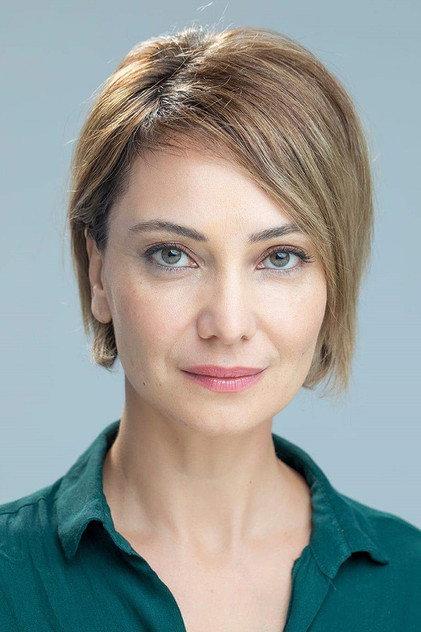 Stéphanie Capetanidés - Actor Profile Photo