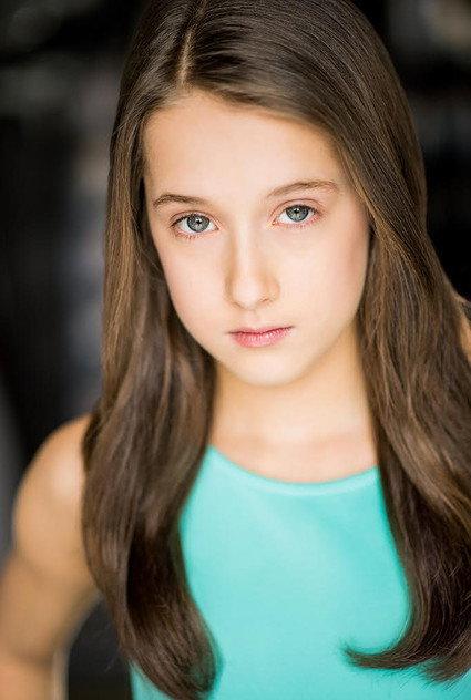 Sasha Neuhaus - Actor Profile Photo