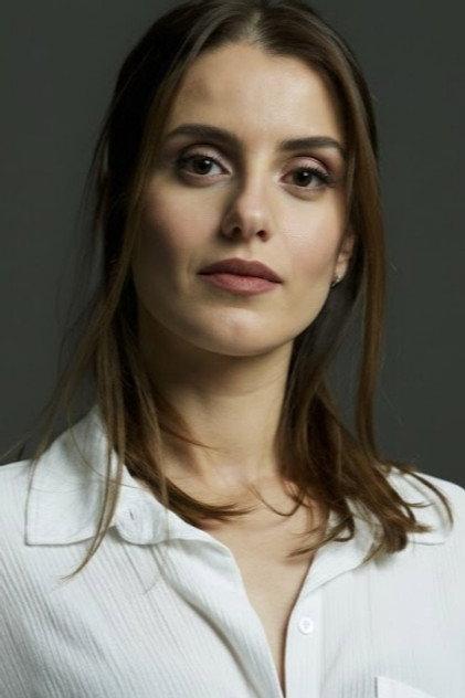 Güneş Sayın - Actor Profile Photo
