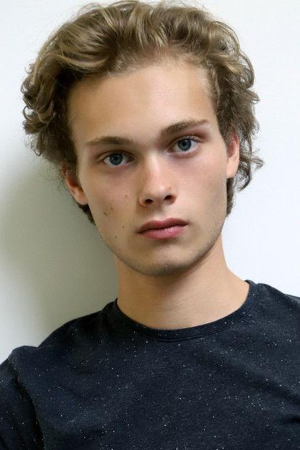 Jules Houplain - Actor Profile Photo