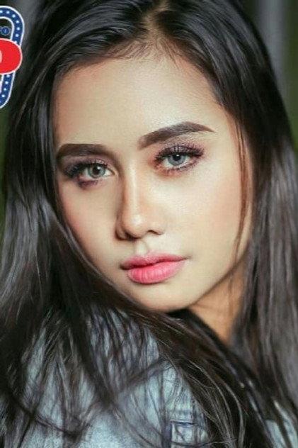 Amy Juliet - Actor Profile Photo