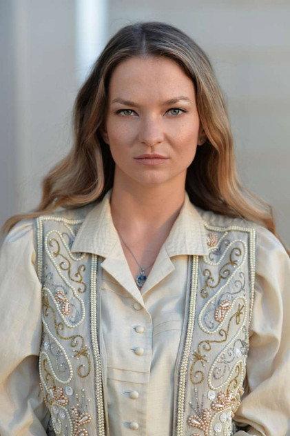 Roxana Condurache - Actor Profile Photo