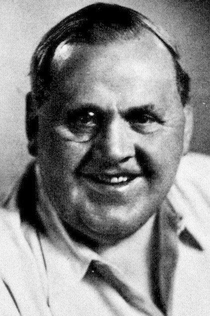 Weyler Hildebrand - Actor Profile Photo