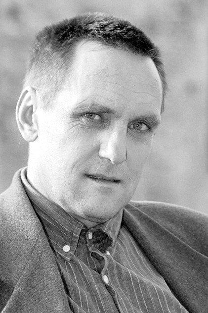 Erik Ruus - Actor Profile Photo