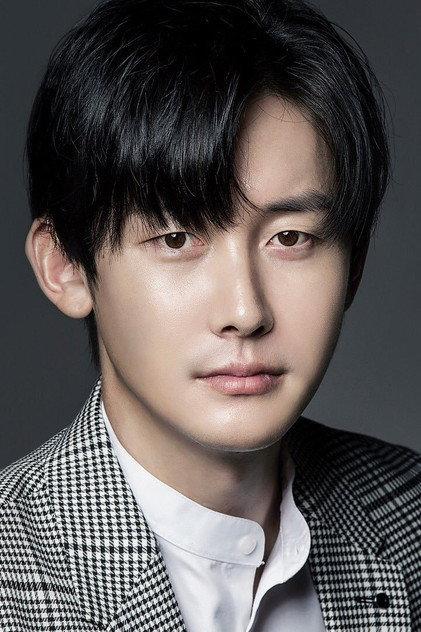 Kim Jun-han - Actor Profile Photo