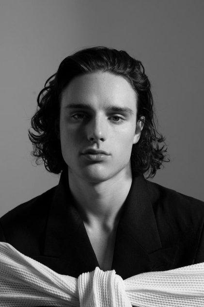 Harry Collett - Actor Profile Photo