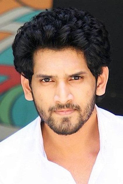 Viraj Ashwin - Actor Profile Photo