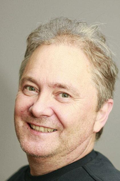 Stephen Lindholm - Actor Profile Photo