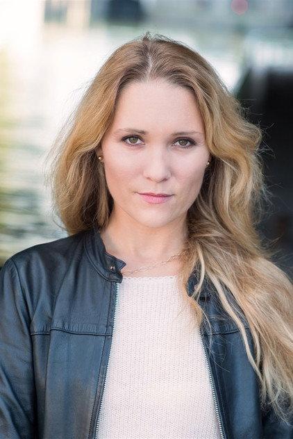 Claire Sermonne - Actor Profile Photo