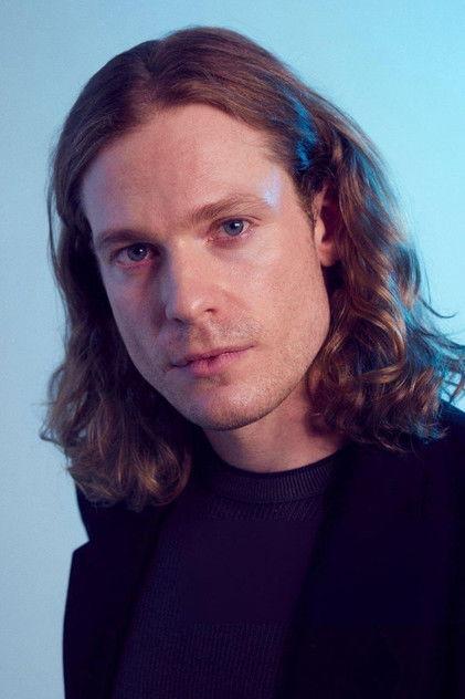 Sam Reid - Actor Profile Photo