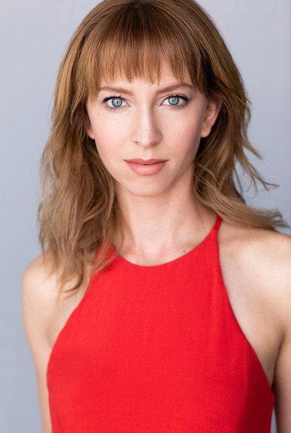 Julia Aks - Actor Profile Photo