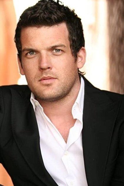 Adam Sinclair - Actor Profile Photo