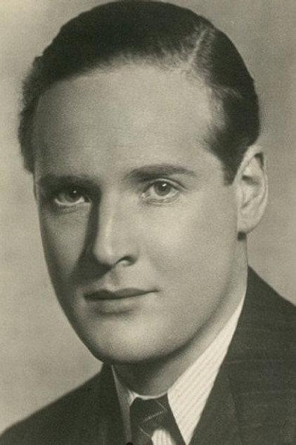 Gilbert Russell - Actor Profile Photo