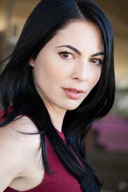 Dani Lennon - Actor Profile Photo