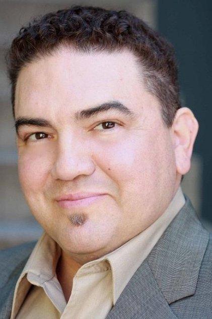 Daniel Escobar - Actor Profile Photo