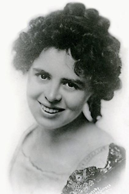 Dot Farley - Actor Profile Photo
