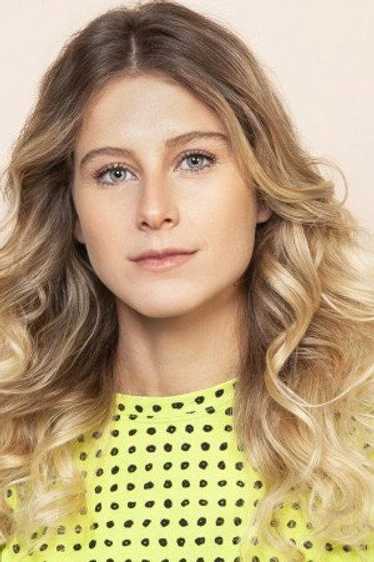 Julia Johnsson - Actor Profile Photo