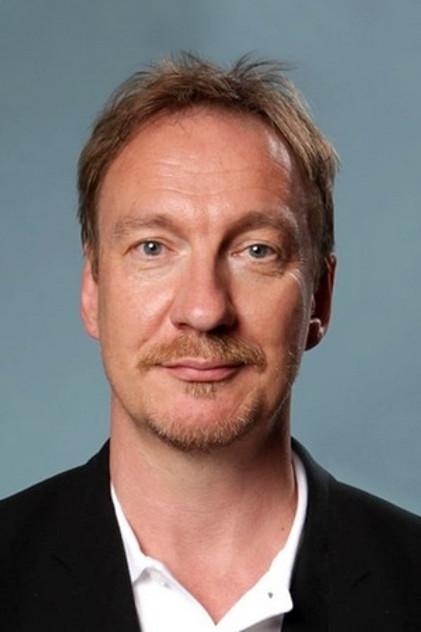 David Thewlis - Actor Profile Photo
