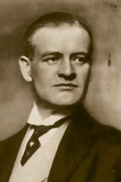Albert Paulig - Actor Profile Photo