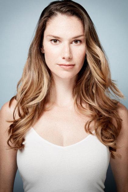 Roanna Cochrane - Actor Profile Photo