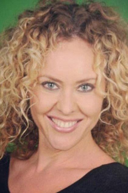Arzu Budak - Actor Profile Photo