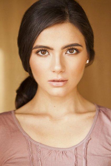 Arienne Mandi - Actor Profile Photo