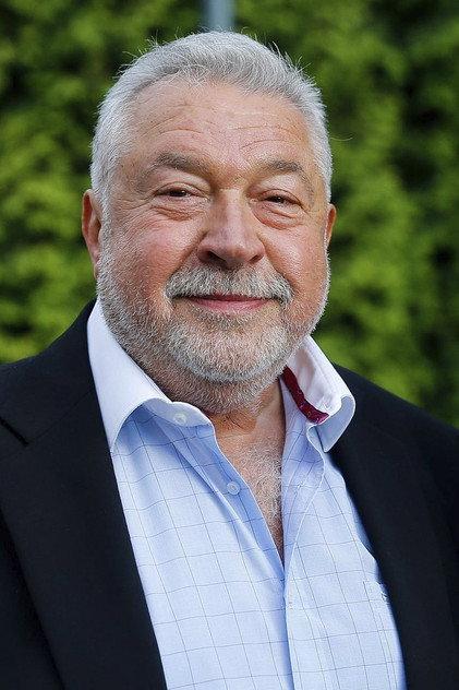 Yuli Gusman - Actor Profile Photo