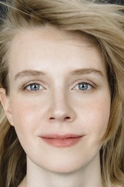 Polina Grishina - Actor Profile Photo