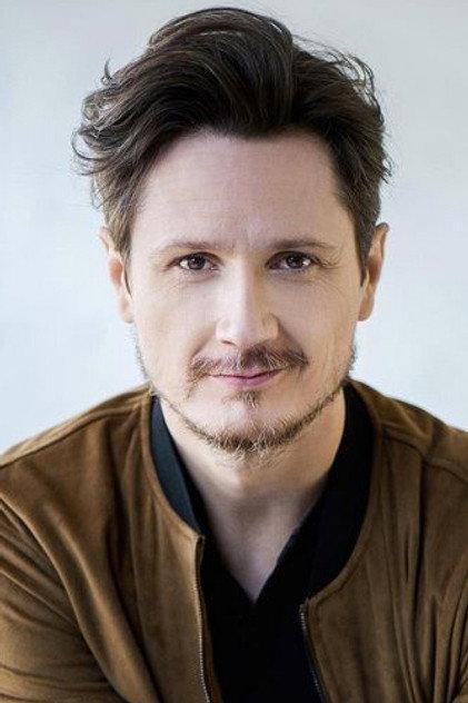 Simon-Olivier Fecteau - Actor Profile Photo