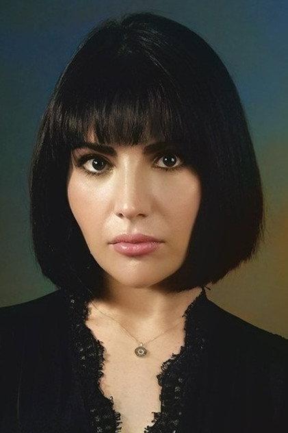 Bahar Süer - Actor Profile Photo