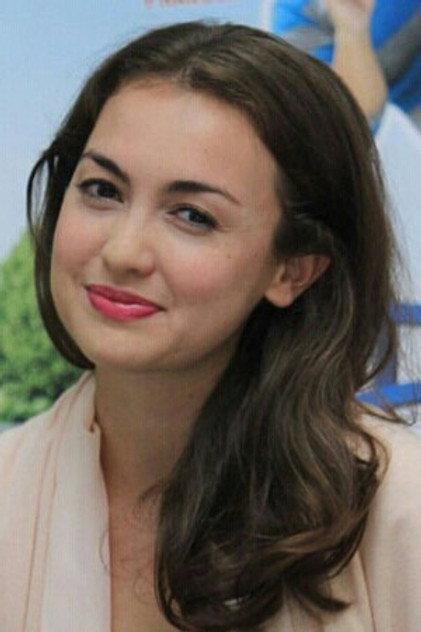 Rianti Cartwright - Actor Profile Photo