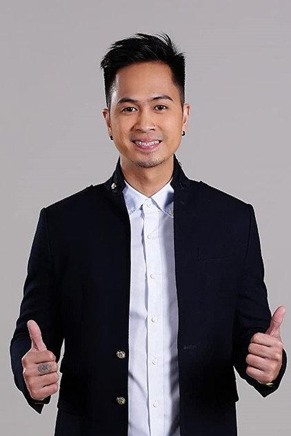Tutti Caringal - Actor Profile Photo