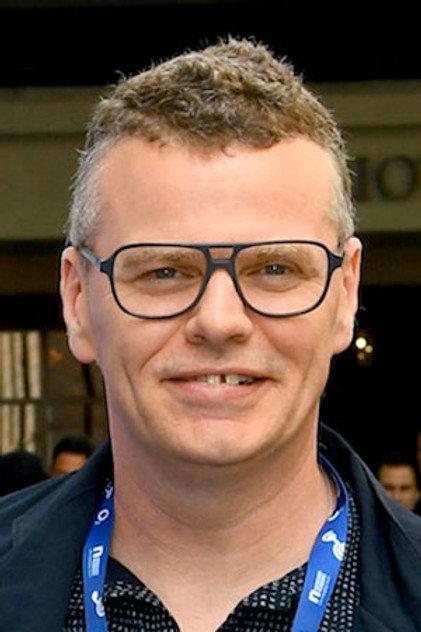 Ed Simons - Actor Profile Photo