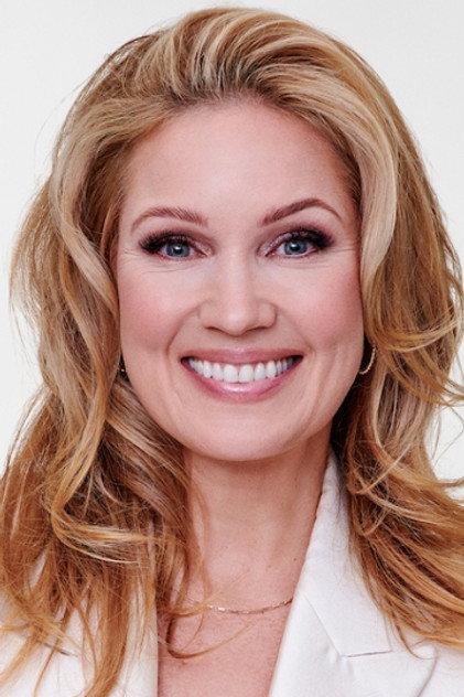 Jessica Almenäs - Actor Profile Photo