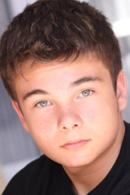Noah Matthews - Actor Profile Photo