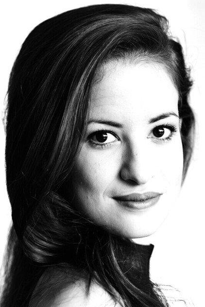 Leticia Stock - Actor Profile Photo