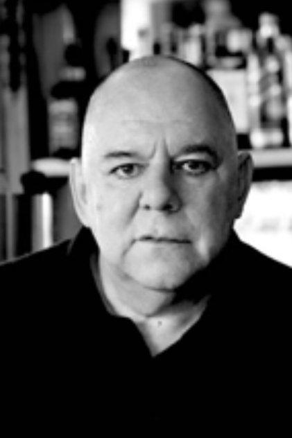 Hendrik Arnst - Actor Profile Photo